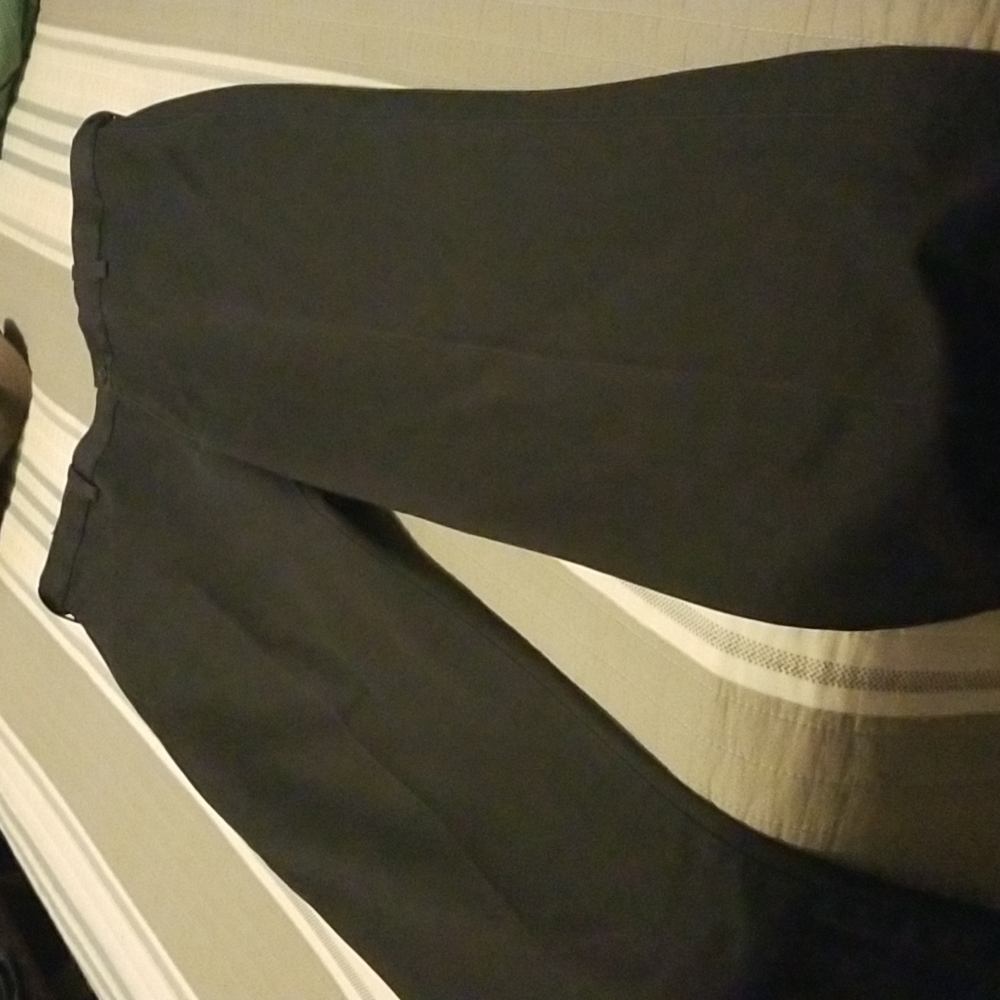 Pants - Picture 3 of 9